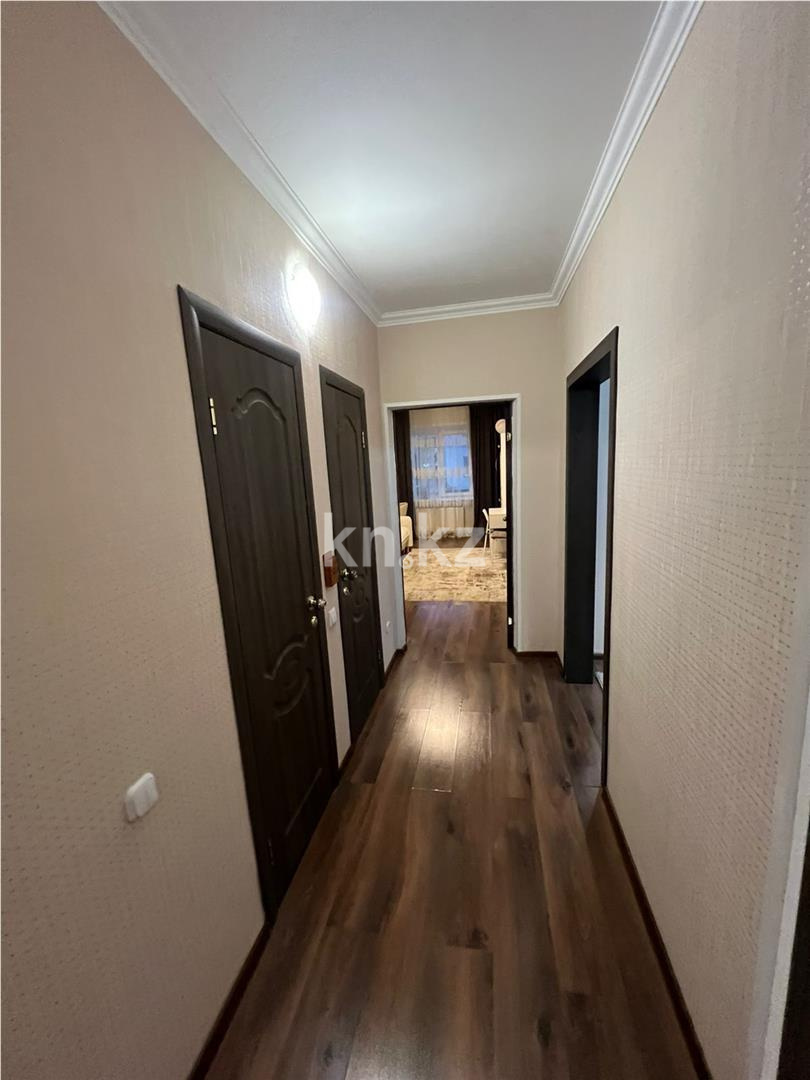 Продажа 3-комнатной квартиры, 98 м², пр. Шахтеров в Караганде - фото 11