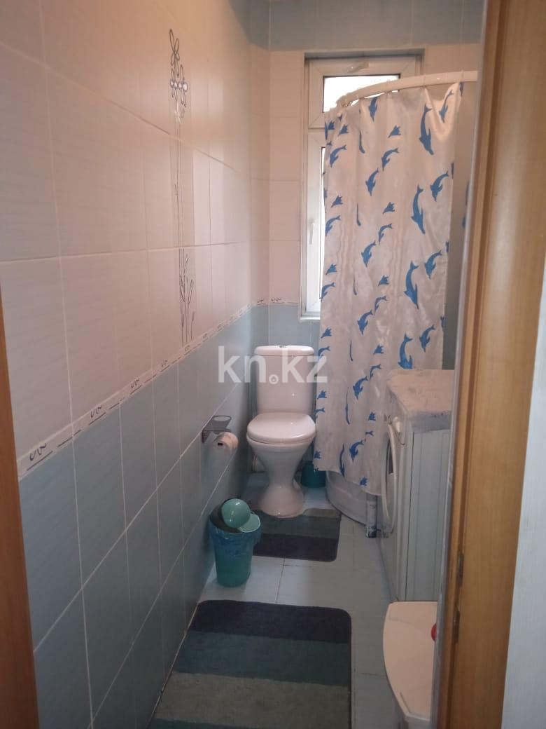 Продажа 3-комнатной квартиры, 63 м², ул. Баженова, дом  158 в Караганде - фото 6