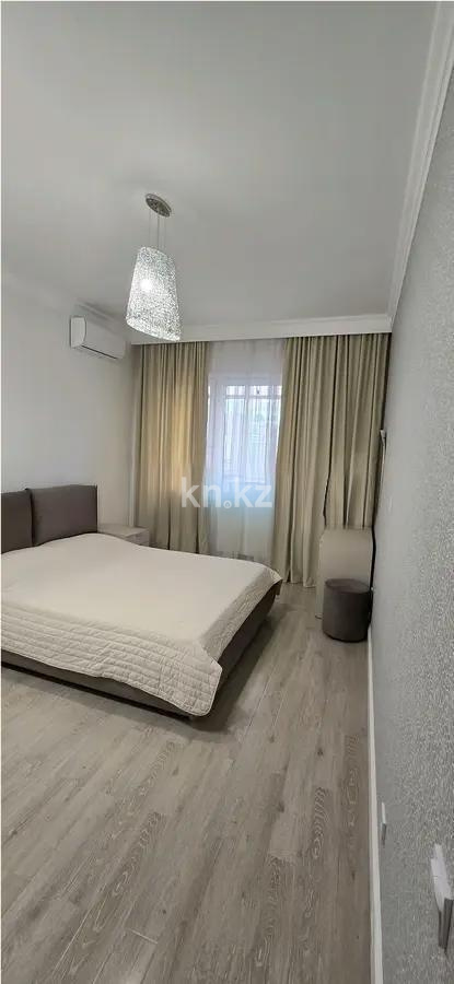 Продажа 4-комнатной квартиры, 134 м², ул. Валиханова, дом  12 в Астане - фото 4