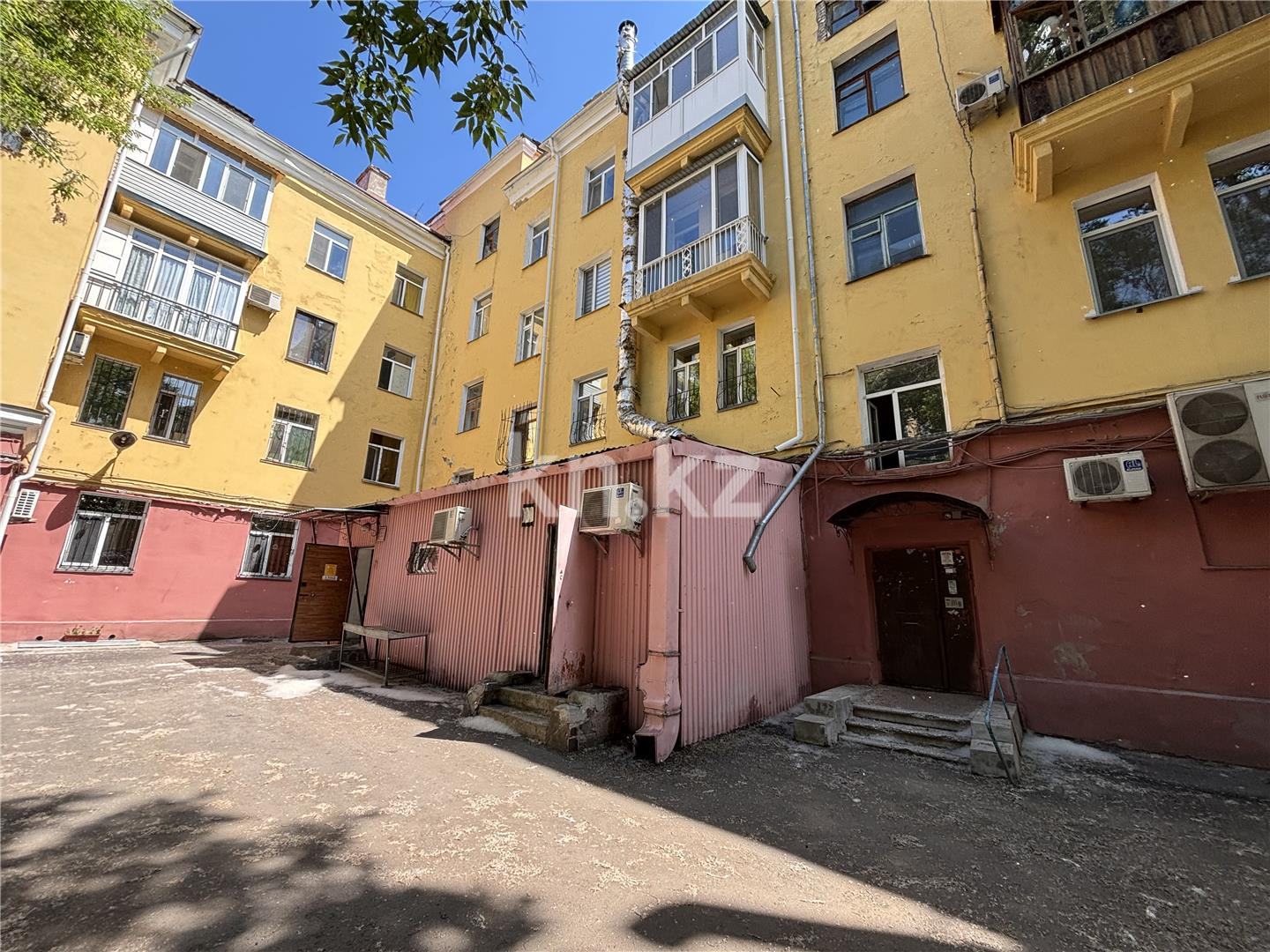 Продажа 2-комнатной квартиры, 47 м², пр. Назарбаева, дом  24 в Караганде - фото 10