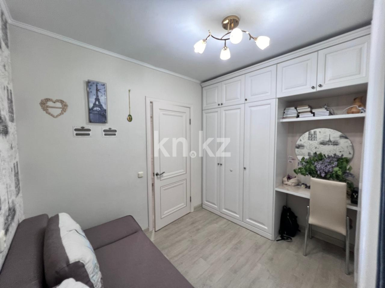 Продажа 3-комнатной квартиры, 83 м², ул. Дюсембекова, дом  35 в Караганде - фото 5