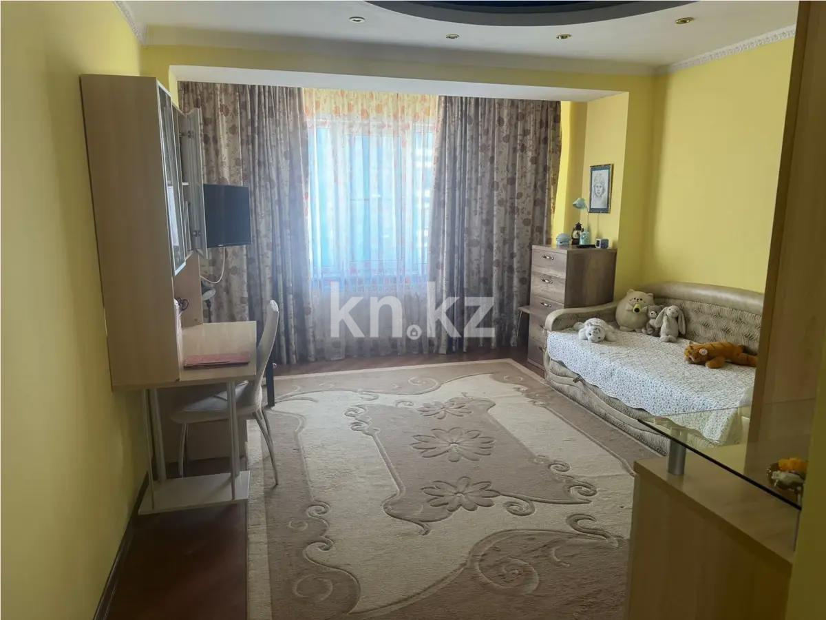 Продажа 2-комнатной квартиры, 80 м² в Алматы