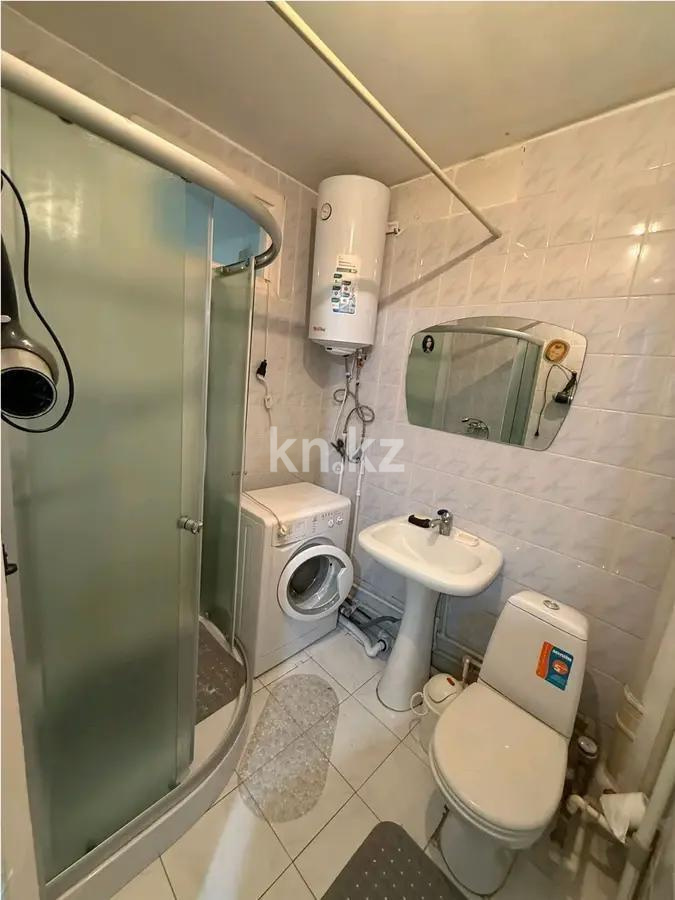 Продажа 1-комнатной квартиры, 34 м², ул. Аманжолова, дом  12/1 в Караганде - фото 3