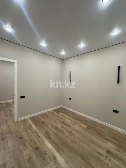 Продажа 2-комнатной квартиры, 48 м², ул. Халиуллина, дом  140/5 в Алматы - фото 3