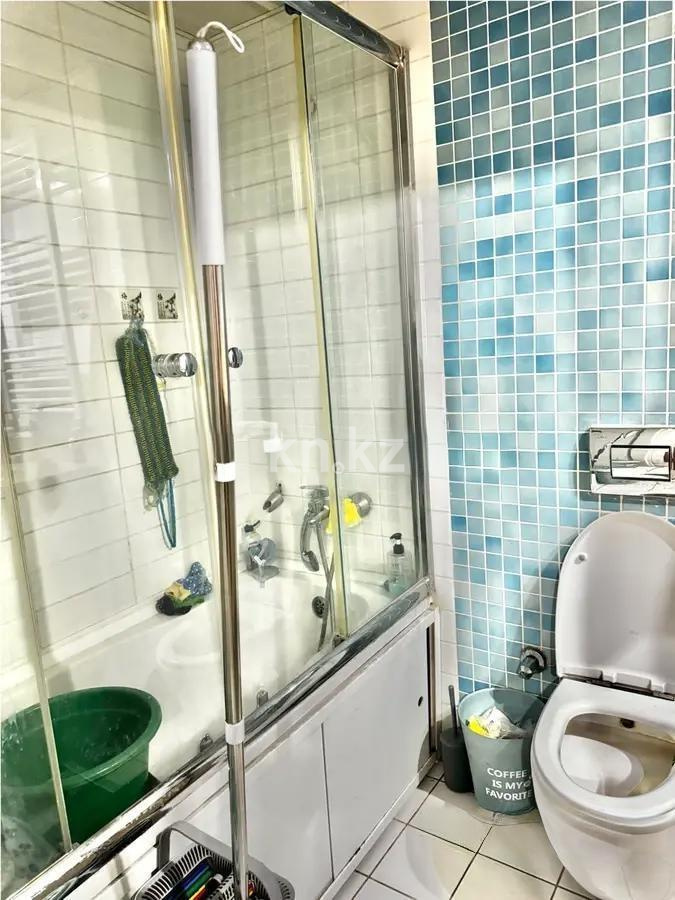 Продажа 2-комнатной квартиры, 67 м², мкр-н Аккент, дом  48 в Алматы - фото 4