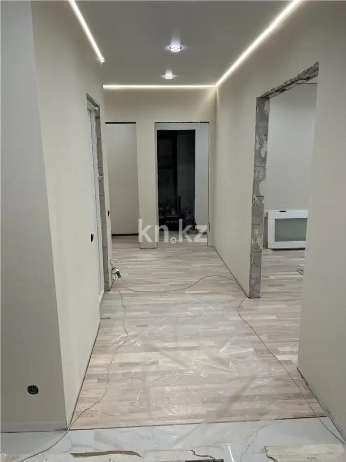 Продажа 4-комнатной квартиры, 123.7 м², пр. Кабанбай батыра, дом  38/2 в Астане - фото 4