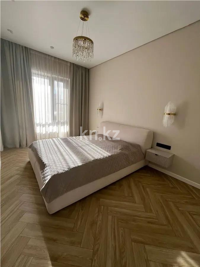 Продажа 4-комнатной квартиры, 140 м², ул. Ушкемпирова, дом  42 в Алматы - фото 2