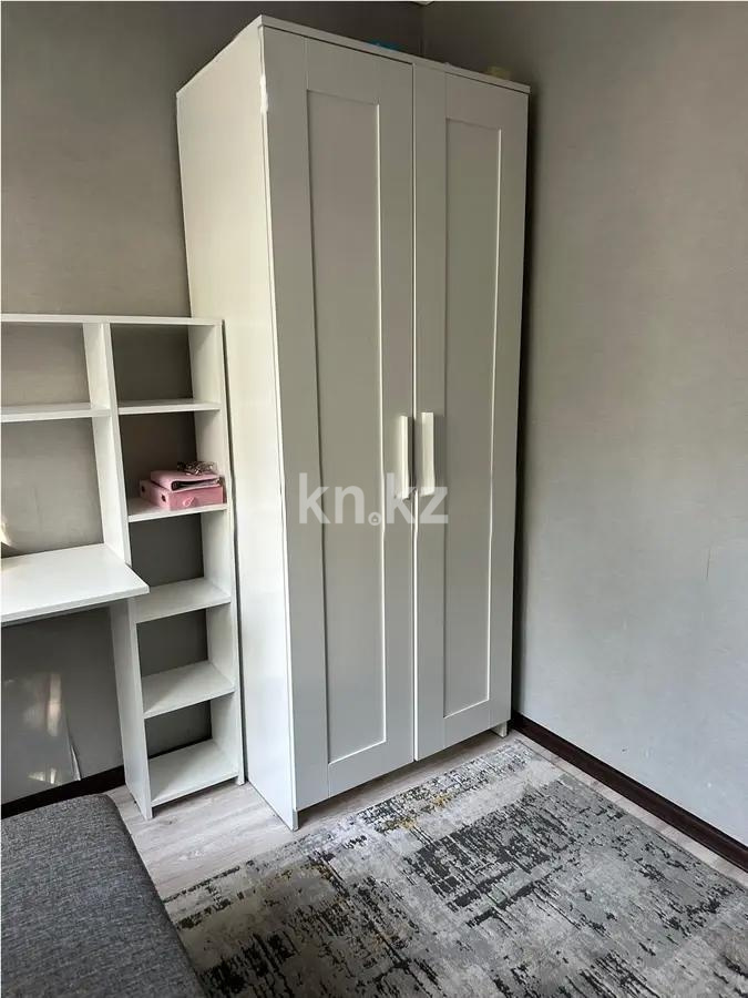 Продажа 3-комнатной квартиры, 63 м², 2 кв-л, дом  18 в Караганде - фото 4