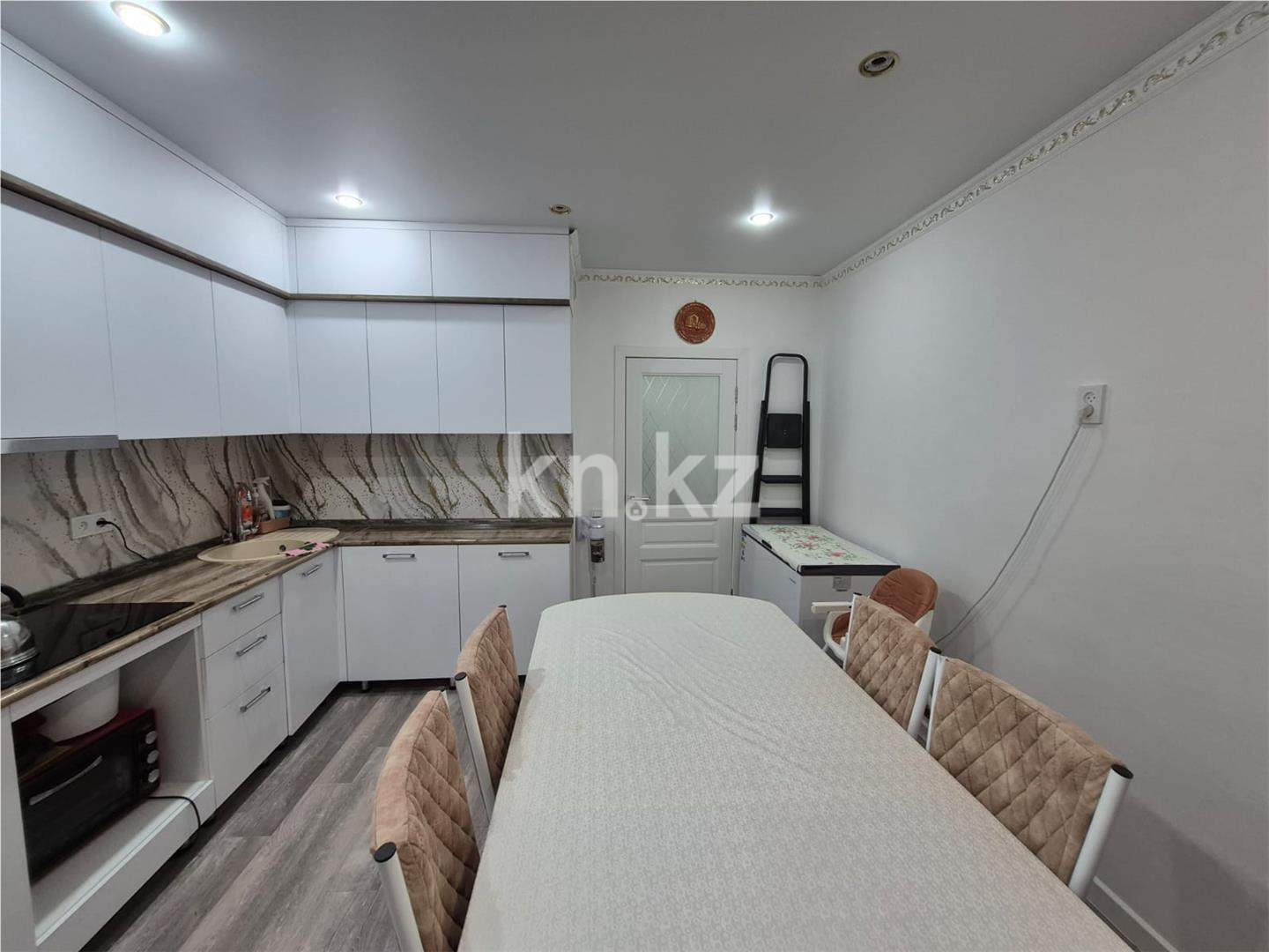 Продажа 3-комнатной квартиры, 77 м² в Караганде - фото 8