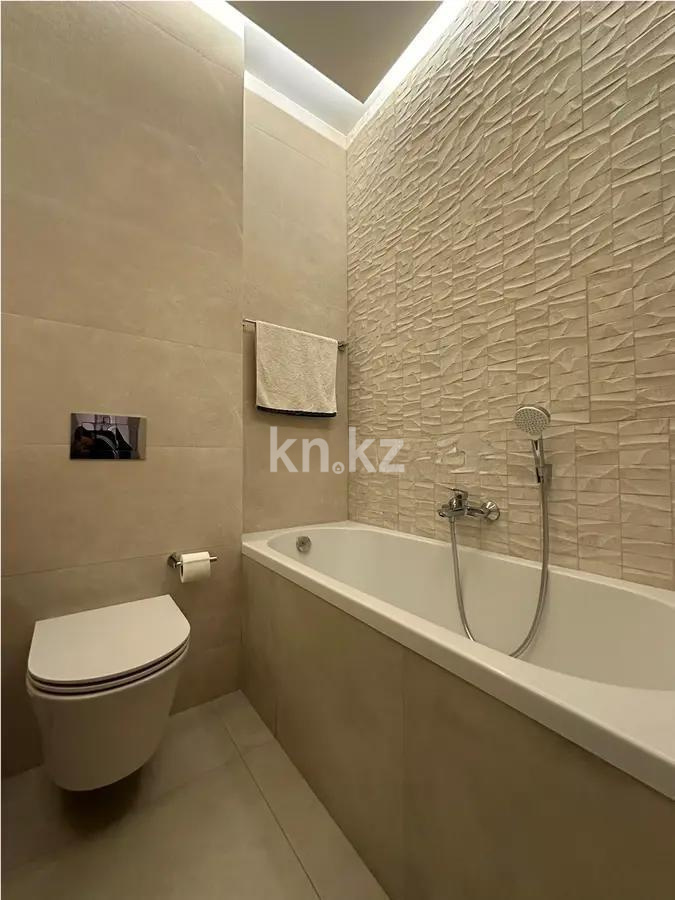 Продажа 2-комнатной квартиры, 72 м², ул. Байтурсынова, дом  179 в Алматы - фото 6