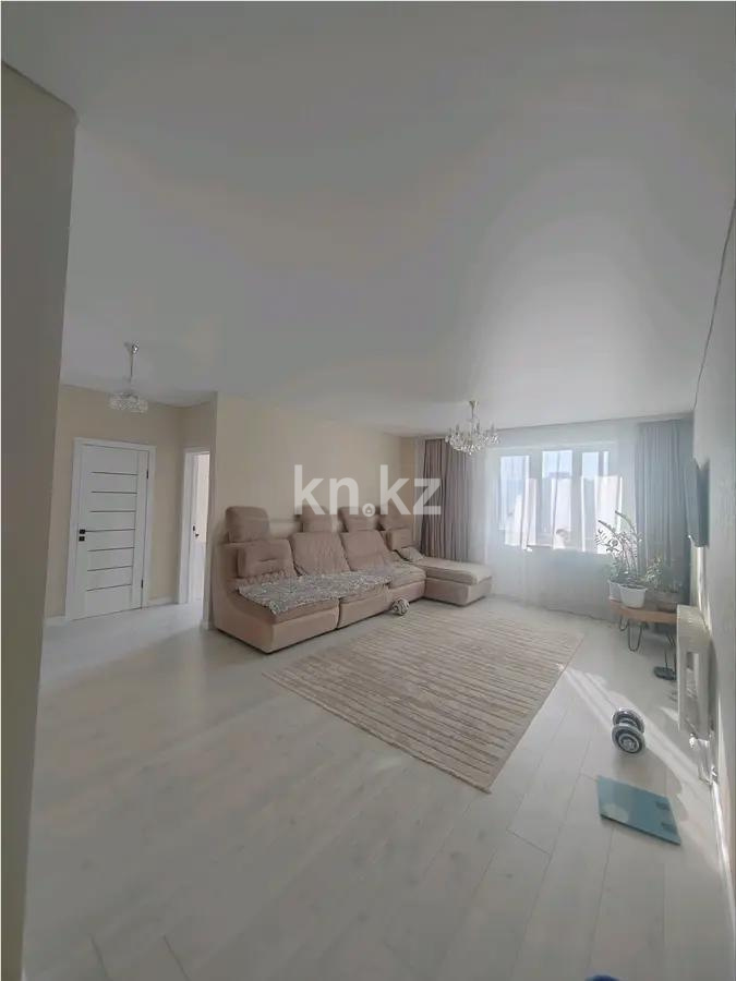 Продажа 4-комнатной квартиры, 100 м² в Астане