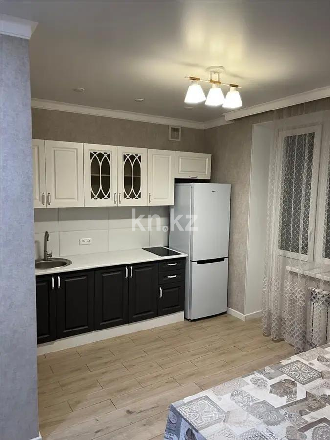 Продажа 1-комнатной квартиры, 40 м², ул. Дюсембекова, дом  53/8 в Караганде - фото 3
