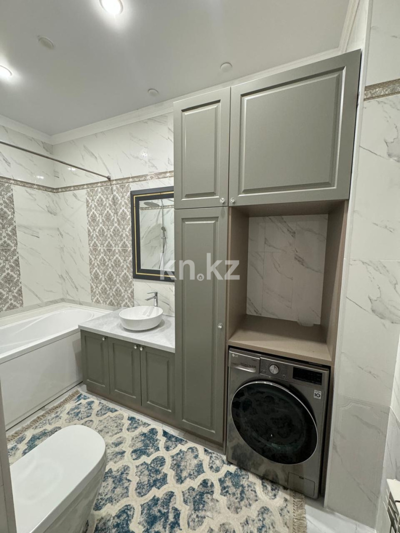 Продажа 4-комнатной квартиры, 133.8 м², ул. Туркестан, дом  28 - ул. Бухар жырау в Астане - фото 7