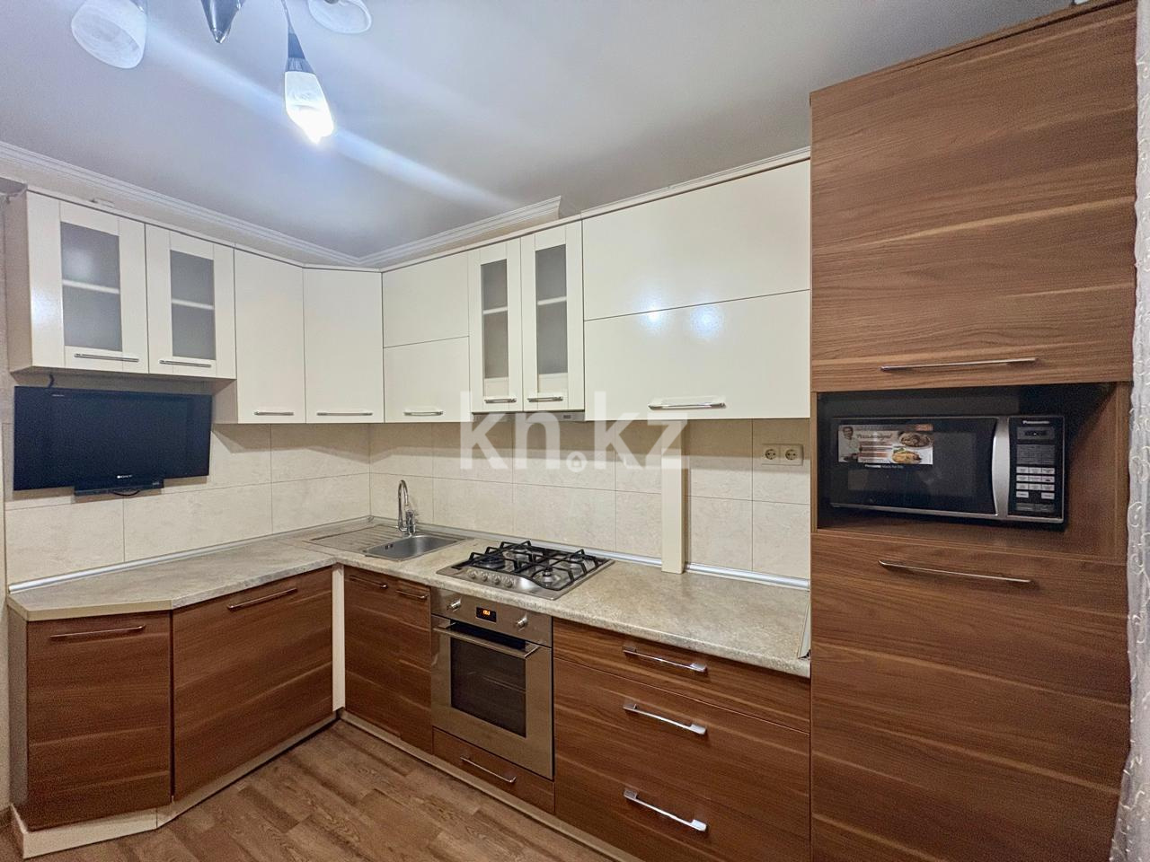 Продажа 3-комнатной квартиры, 70 м², мкр. Мамыр-2 в Алматы - фото 2