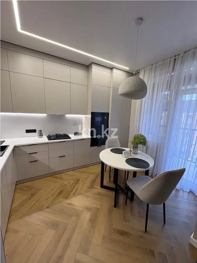 Продажа 3-комнатной квартиры, 90 м², ул. Халиуллина, дом  140/5 в Алматы - фото 5