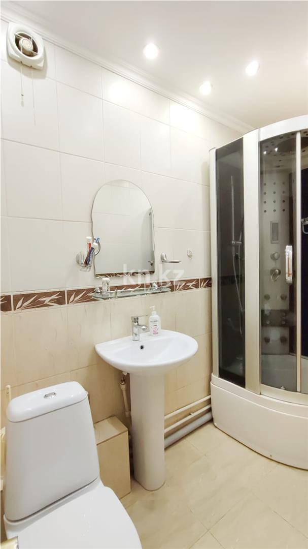 Продажа 3-комнатной квартиры, 62 м², 19 мкр. в Караганде - фото 13