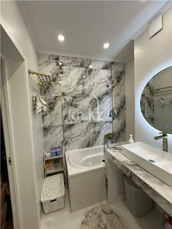 Продажа 3-комнатной квартиры, 102 м², мкр-н Керемет, дом  7/25 в Алматы - фото 5