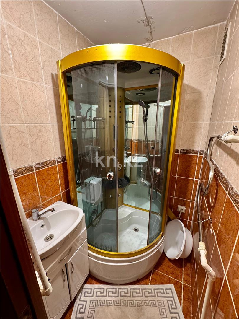 Продажа 3-комнатной квартиры, 57 м², ул. Локомотивная в Караганде - фото 6