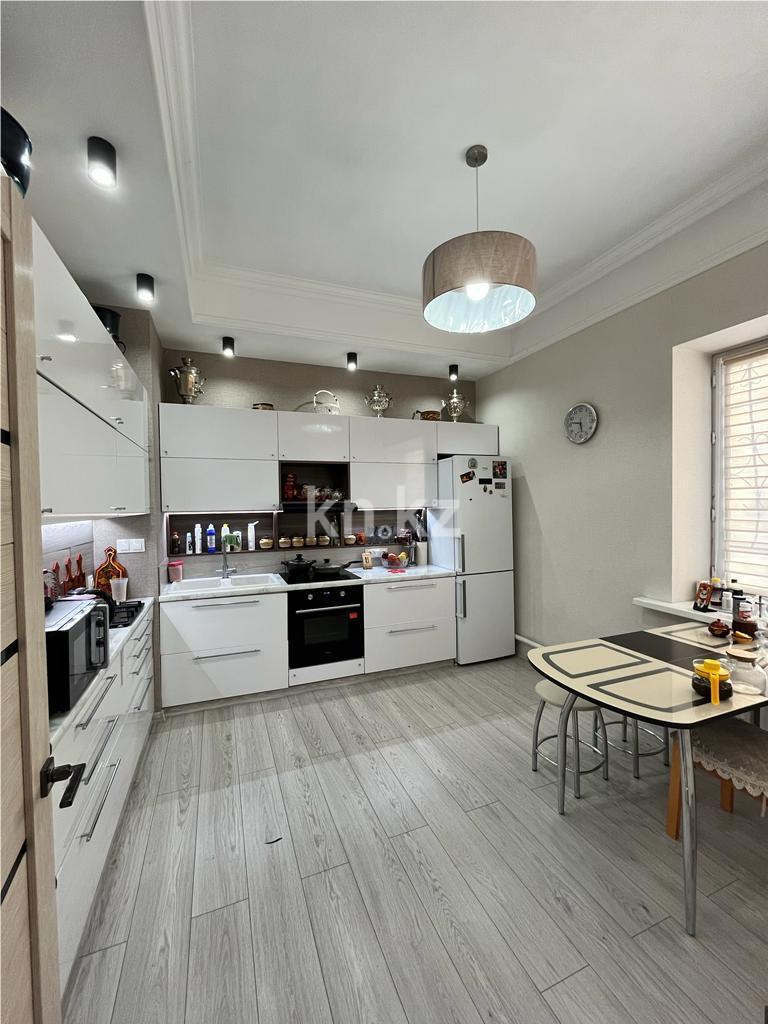 Продажа 5-комнатного дома, 210 м², ул. Мынбаева, дом  106 в Караганде - фото 14