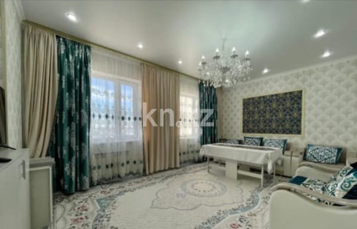 Продажа 3-комнатной квартиры, 76 м², ул. Дюсембекова, дом  44/2 в Караганде