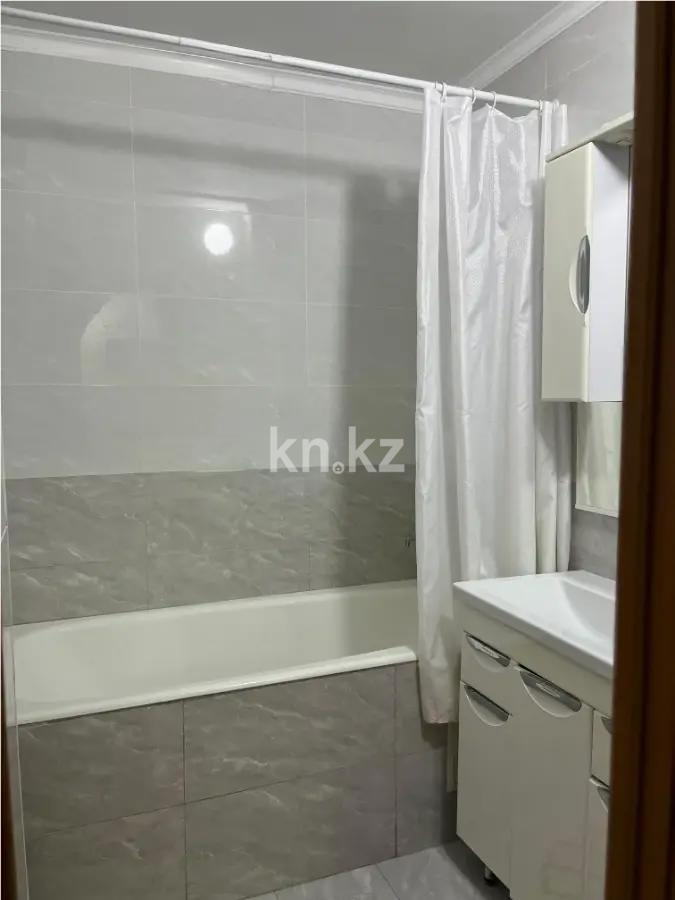 Продажа 4-комнатной квартиры, 85 м², ул. Тургута Озала, дом  24 в Алматы - фото 6