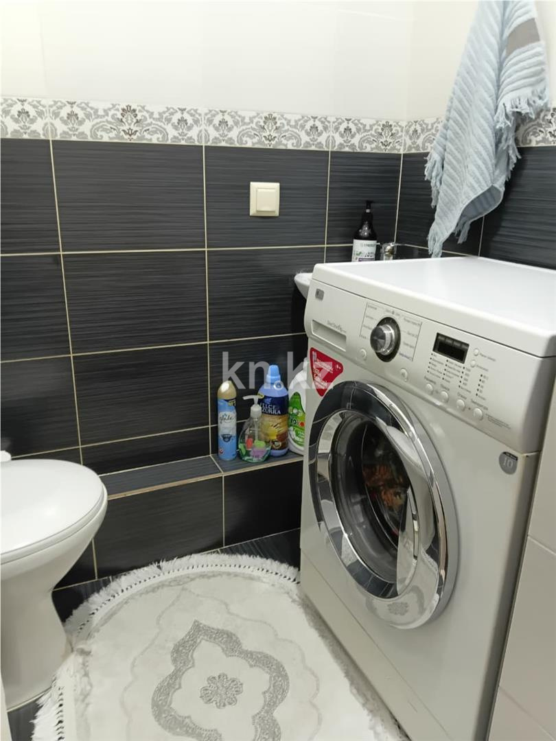 Продажа 3-комнатной квартиры, 75 м², ул. Сарайшык в Астане - фото 11