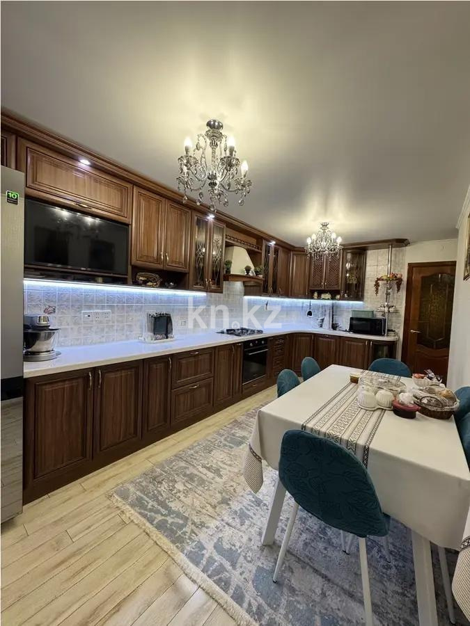 Продажа 4-комнатной квартиры, 102 м², пр. Н. Абдирова, дом  25 в Караганде - фото 5