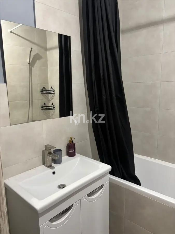 Продажа 2-комнатной квартиры, 64 м², ул. Муратбаева, дом  14 в Алматы - фото 4