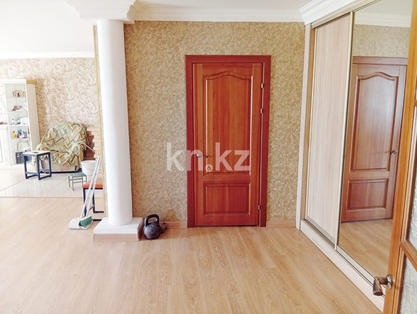 Продажа 4-комнатного дома, 200 м² в Астане - фото 2