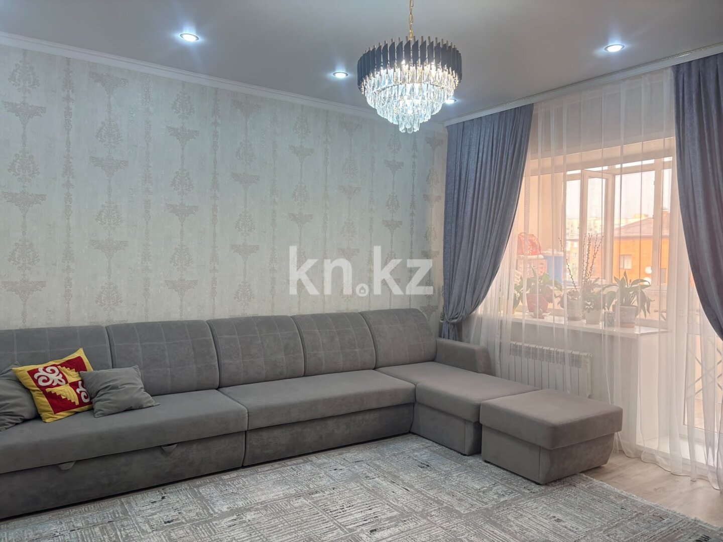 Продажа 3-комнатной квартиры, 92.4 м² в Караганде - фото 3