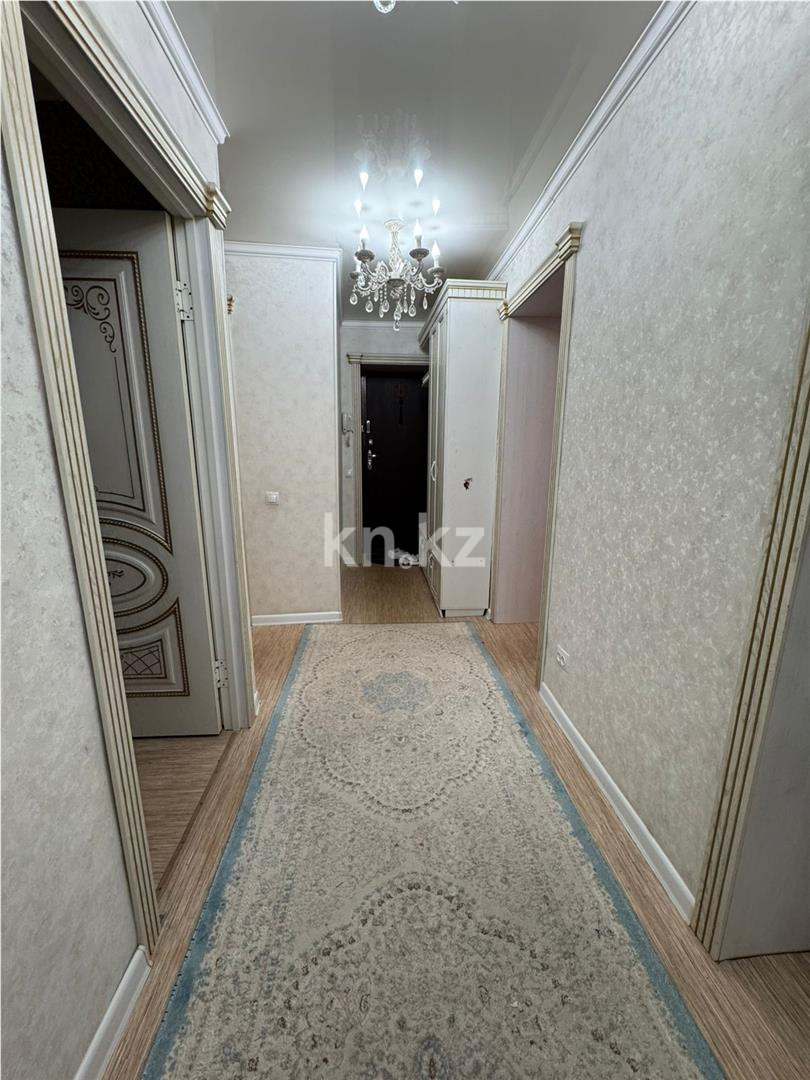 Продажа 3-комнатной квартиры, 64 м², 6-й мкр. в Караганде - фото 8