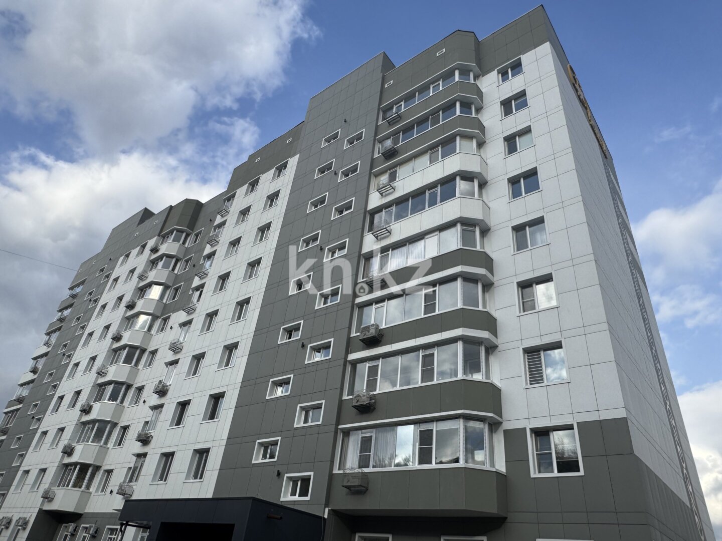 Продажа 1-комнатной квартиры, 40.7 м² в Усть-Каменогорске