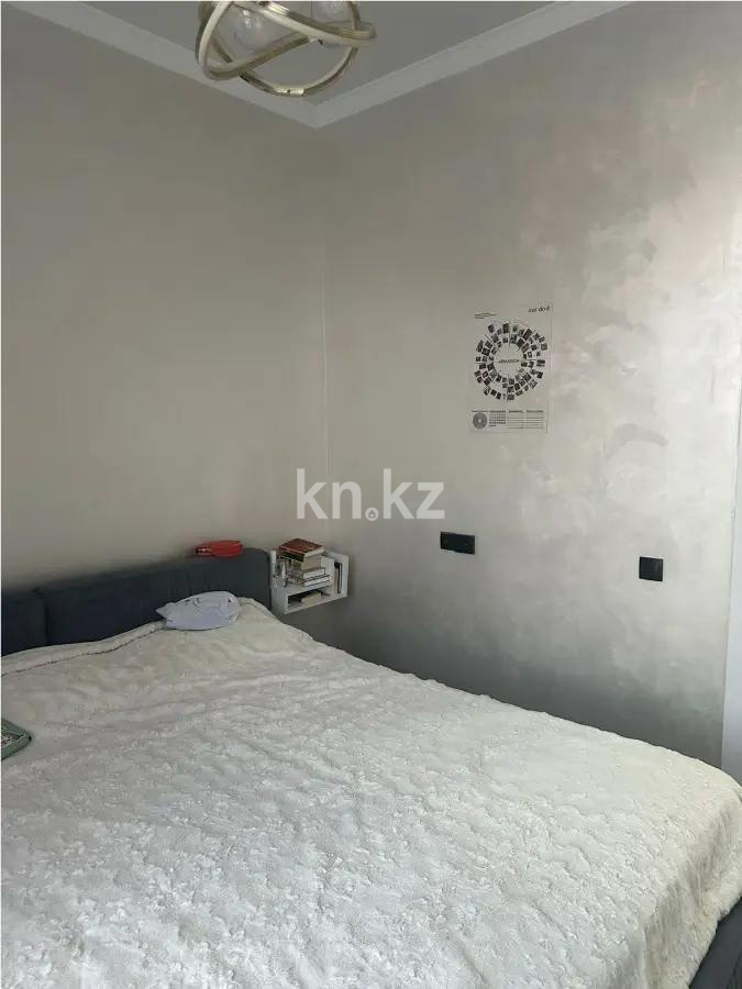 Продажа 3-комнатной квартиры, 68 м², ул. 16-я, дом  4 в Алматы - фото 2