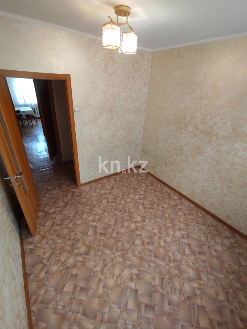 Продажа 4-комнатной квартиры, 84 м², мкр. Степной-2, дом  1 в Караганде - фото 6