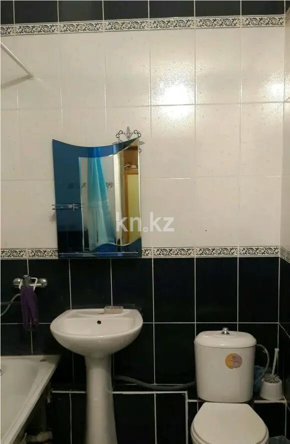 Продажа 1-комнатной квартиры, 40 м², мкр-н Аксай-1а, дом  31 в Алматы - фото 3