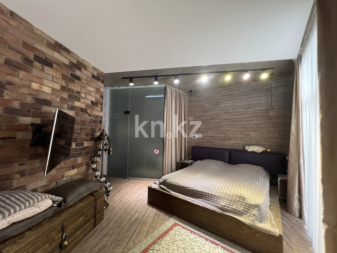 Продажа 3-комнатной квартиры, 161 м² в Караганде - фото 14