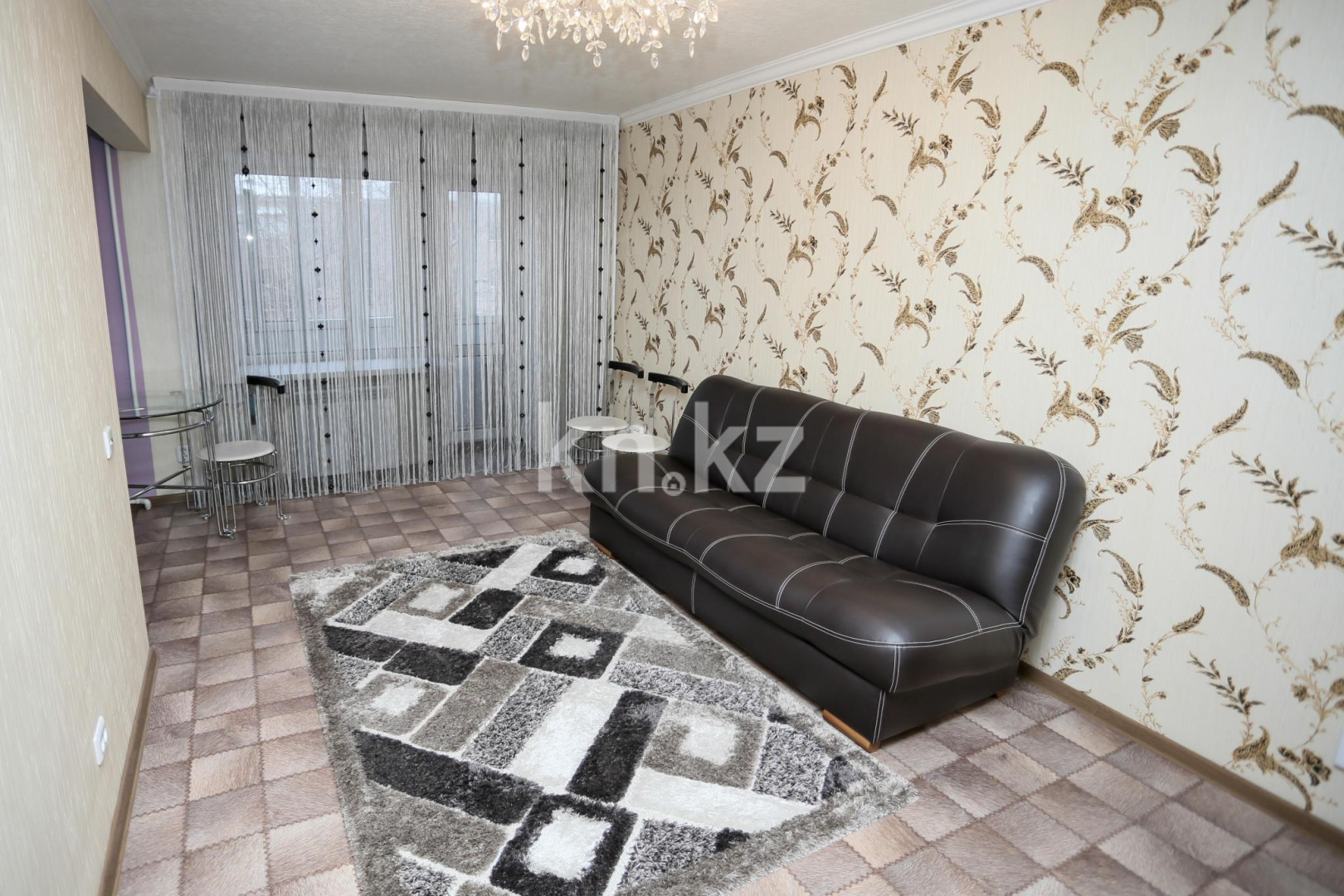 Аренда 2-комнатной квартиры посуточно, 55 м², пр. Н. Абдирова, дом  16/2 в Караганде - фото 2