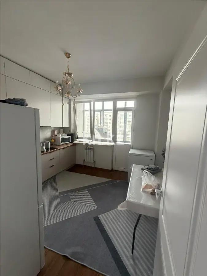 Продажа 2-комнатной квартиры, 78.6 м², мкр. Аксай-5, дом  3б в Алматы - фото 3