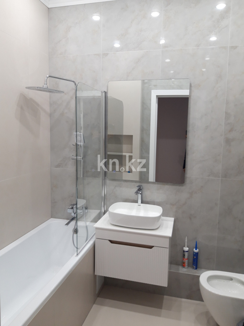 Аренда 2-комнатной квартиры, 71 м², ул. Аль-Фараби, дом  1 - ул. Керей, Жанибек хандар в Астане - фото 30