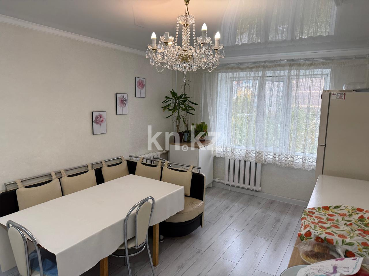 Продажа 3-комнатной квартиры, 106 м², ул. Муканова, дом  15 в Караганде - фото 2