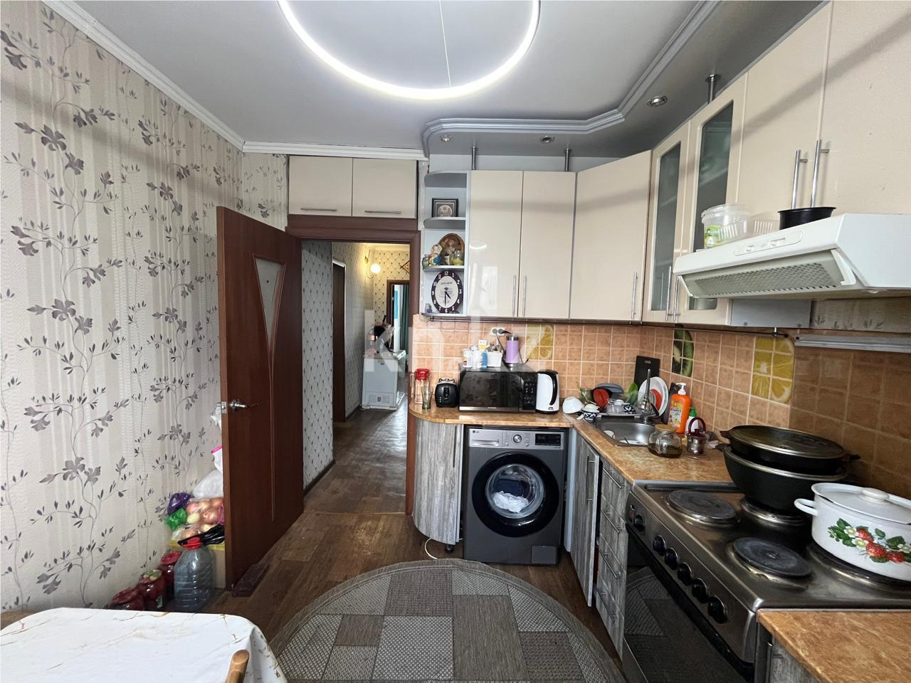 Продажа 4-комнатной квартиры, 77 м², ул. Карла Маркса в Караганде - фото 9