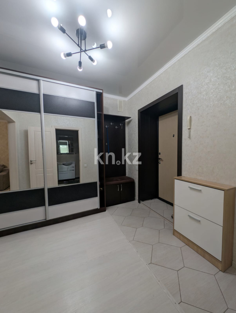Продажа 2-комнатной квартиры, 60.7 м² в Уральске - фото 14