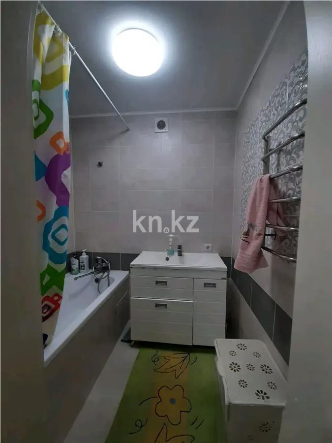 Продажа 2-комнатной квартиры, 62 м², ул. Мустафина, дом  15 в Астане - фото 4