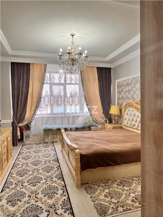 Продажа 4-комнатной квартиры, 130 м², ул. Бокейхана, дом  6 в Астане - фото 2
