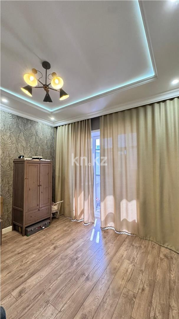 Продажа 4-комнатной квартиры, 103 м² в Караганде - фото 8