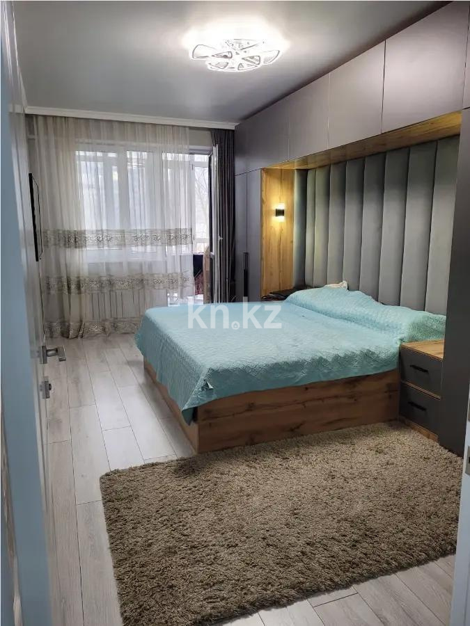 Продажа 3-комнатной квартиры, 100 м², ул. Толе би, дом  285/8 в Алматы