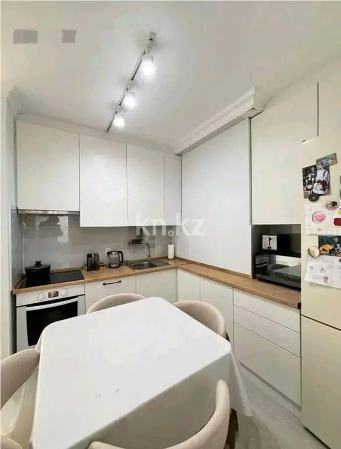 Продажа 3-комнатной квартиры, 70 м², ул. Е-67, дом  6 в Астане - фото 2