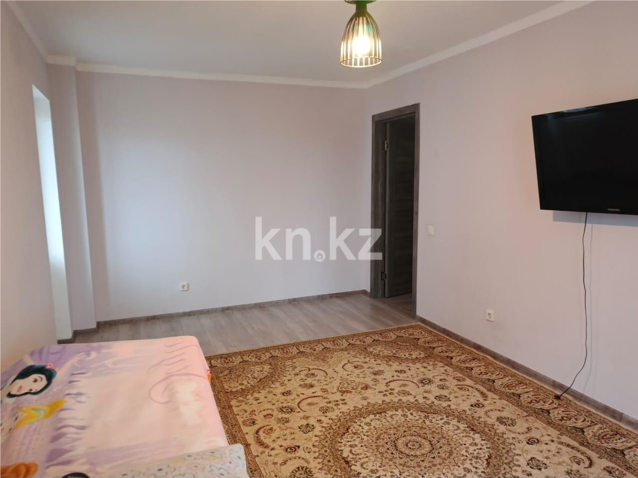 Продажа 2-комнатной квартиры, 66 м², ул. Ашимова в Караганде - фото 3
