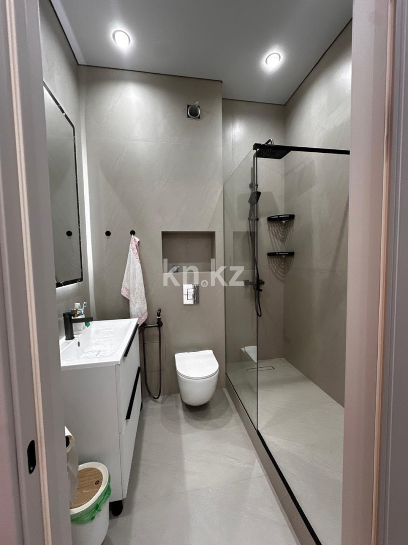 Продажа 2-комнатной квартиры, 51 м² в Уральске - фото 16
