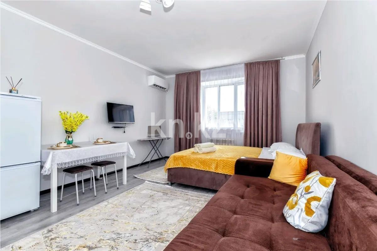 Продажа 1-комнатной квартиры, 30 м², ул. Куйши Дина, дом  4/4 в Астане